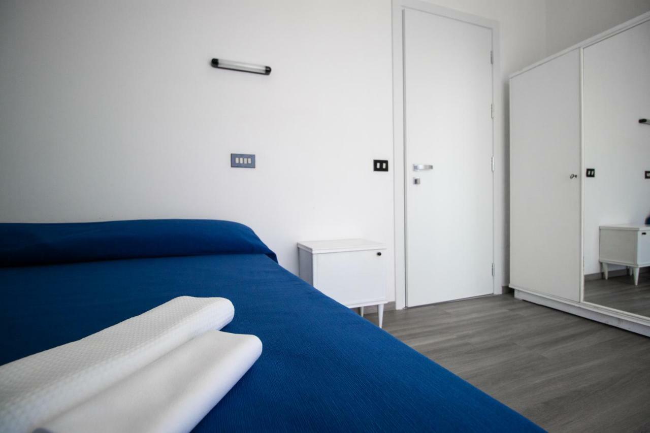 Hotel B&B Sole セニガッリア エクステリア 写真